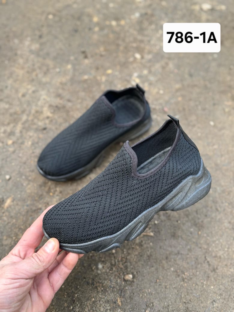 фото летние женские кроссовки оптом