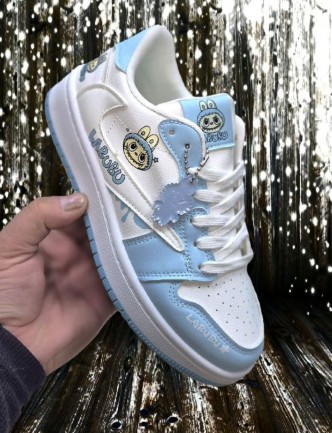 фото весенние женские кроссовки оптом