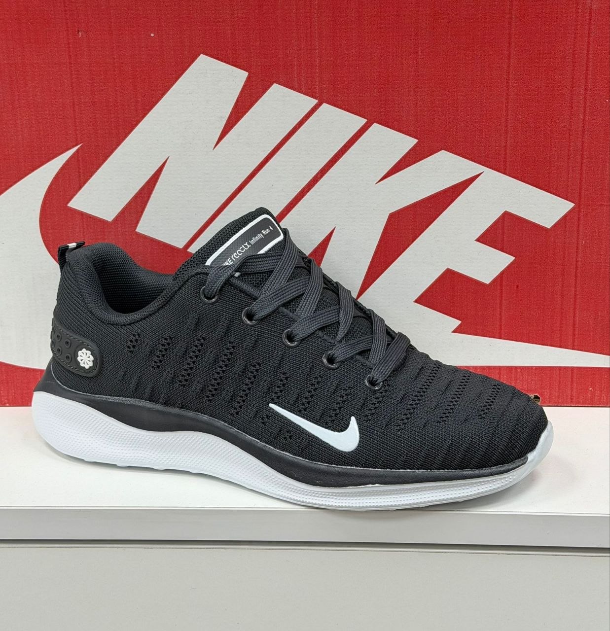 фото весенние женские кроссовки оптом