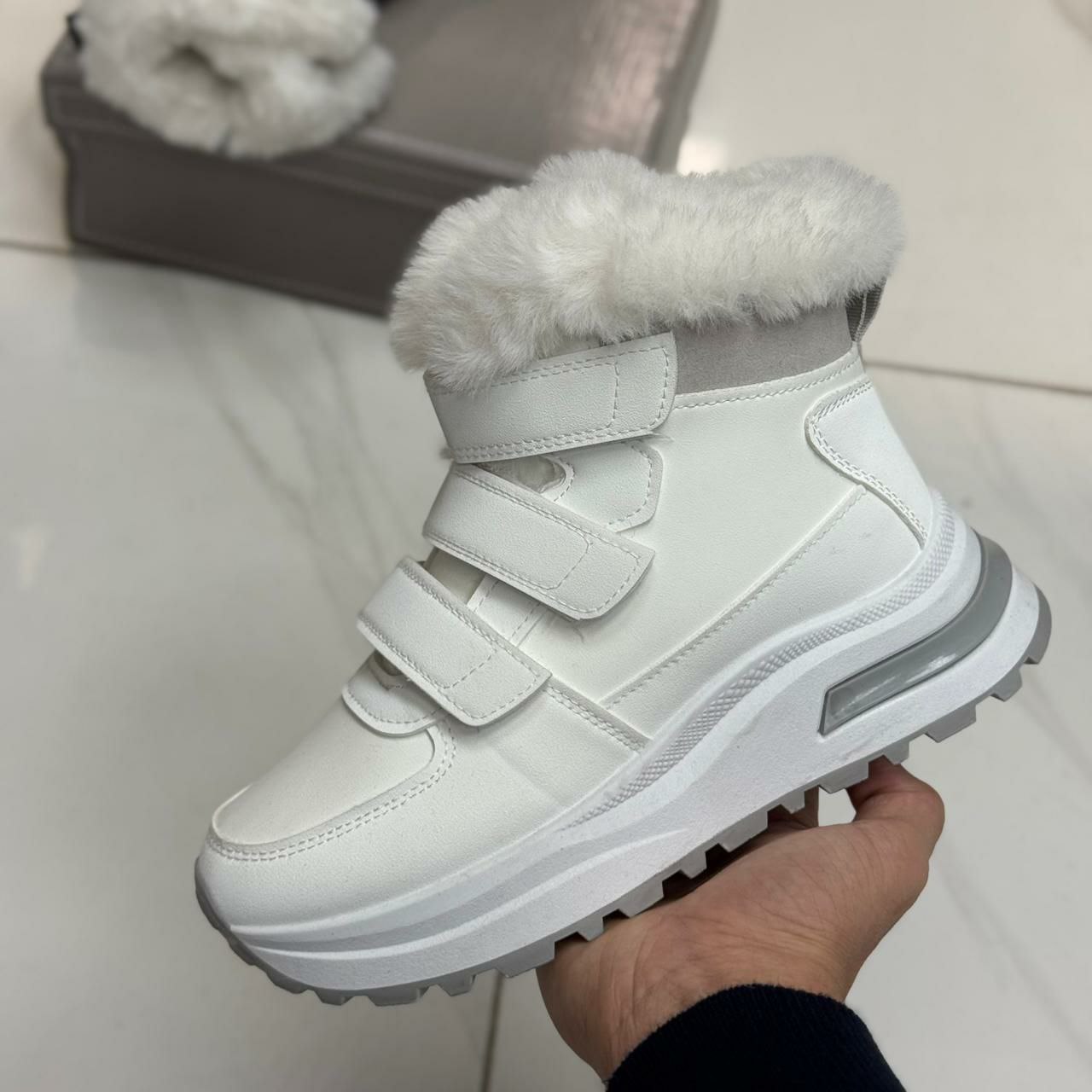 фото зимние женские кроссовки оптом с доставкой