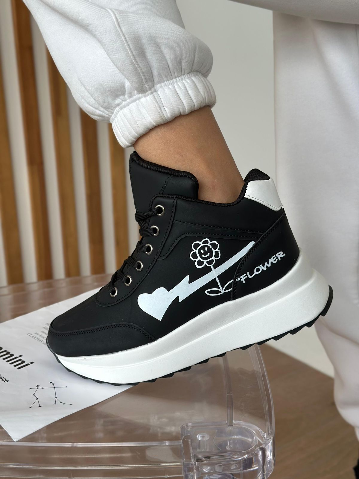 фото зимние женские кроссовки оптом с доставкой