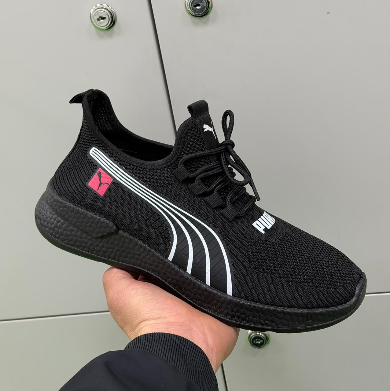 фото весенние мужские кроссовки оптом с доставкой