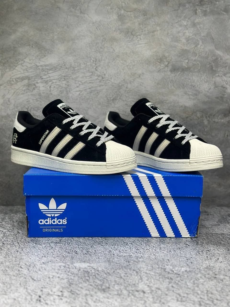 фото мужские черные кроссовки adidas superstar 381056 оптом