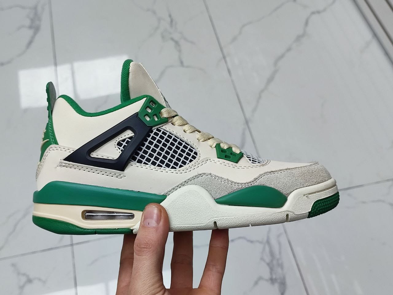 фото весенние женские кроссовки оптом