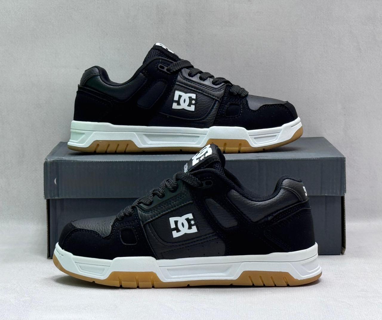 фото мужские черные кроссовки dc shoes 876952 оптом