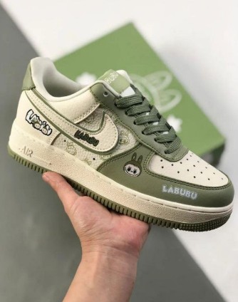 фото весенние женские кроссовки оптом