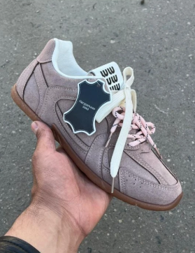 фото весенние женские кроссовки оптом