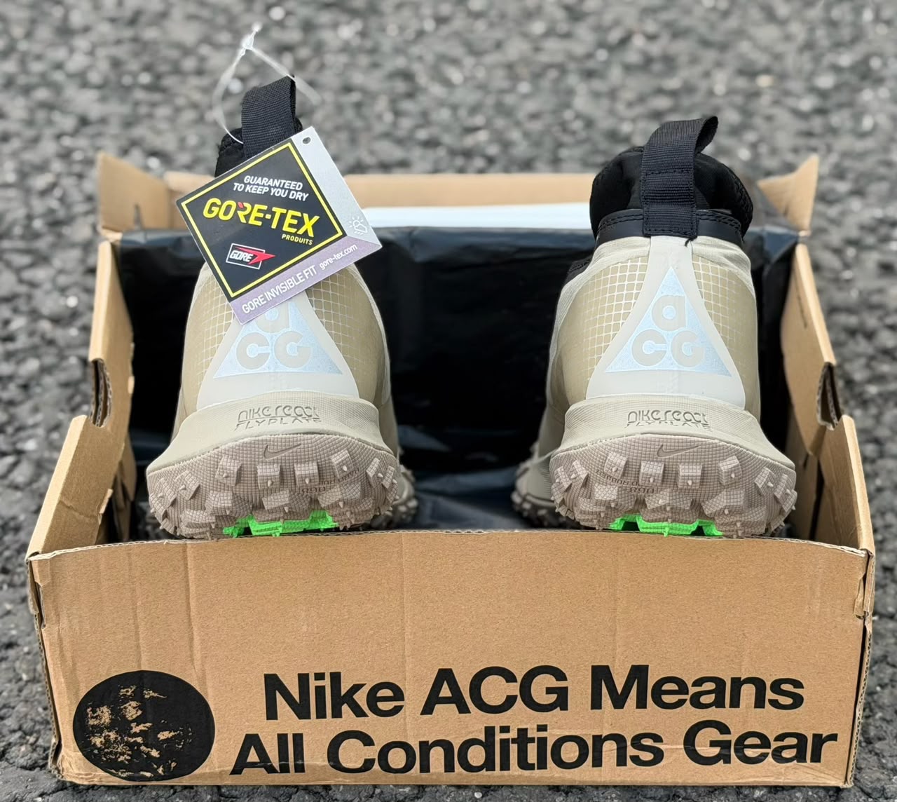 фото мужские зимние кроссовки с технологией gore-tex 282581 оптом