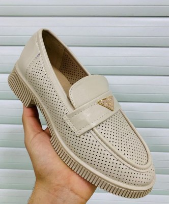 фото весенние женские лоферы оптом