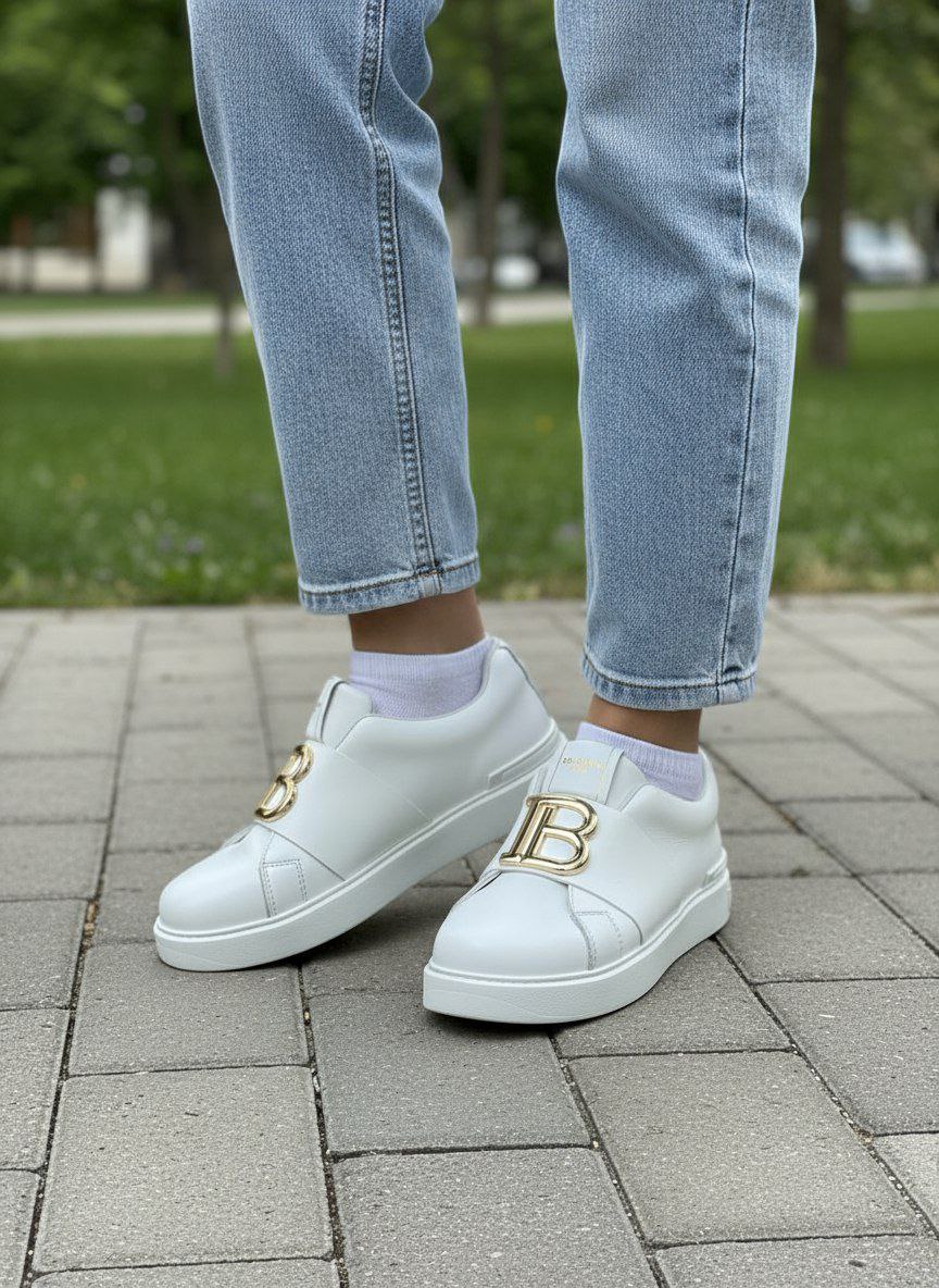 фото весенние женские кроссовки оптом