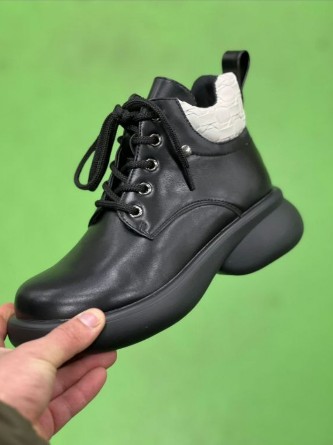 фото весенние женские ботинки оптом