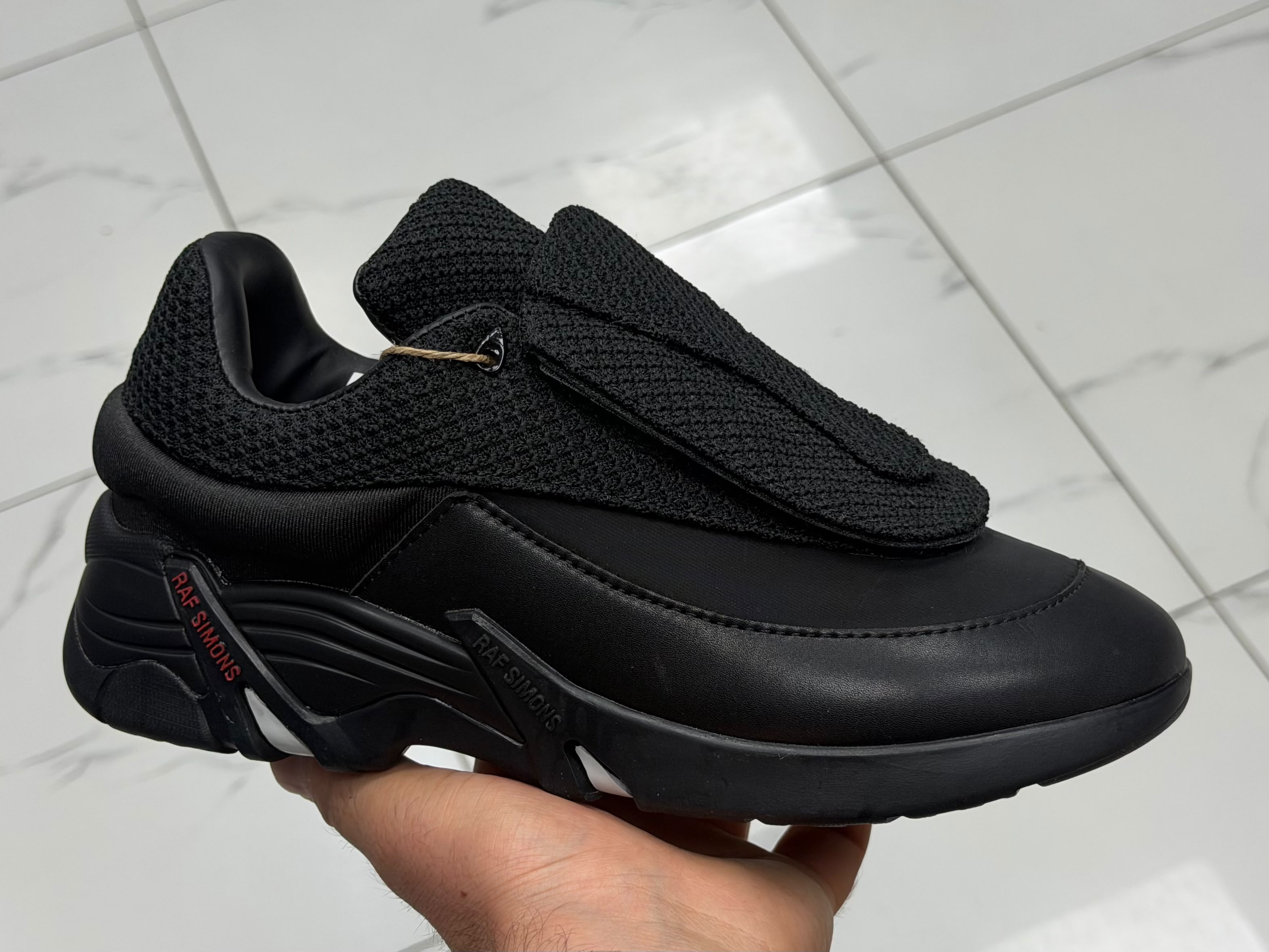 фото мужские осенние кроссовки raf simons 125555 оптом