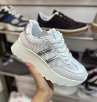 фото весенние женские кроссовки оптом