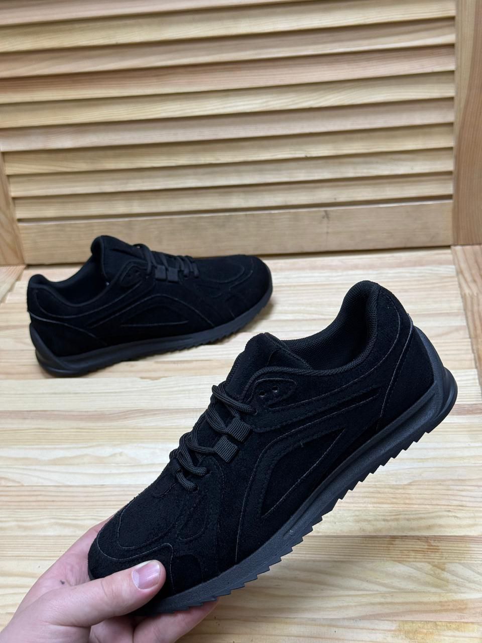 фото весенние женские кроссовки оптом