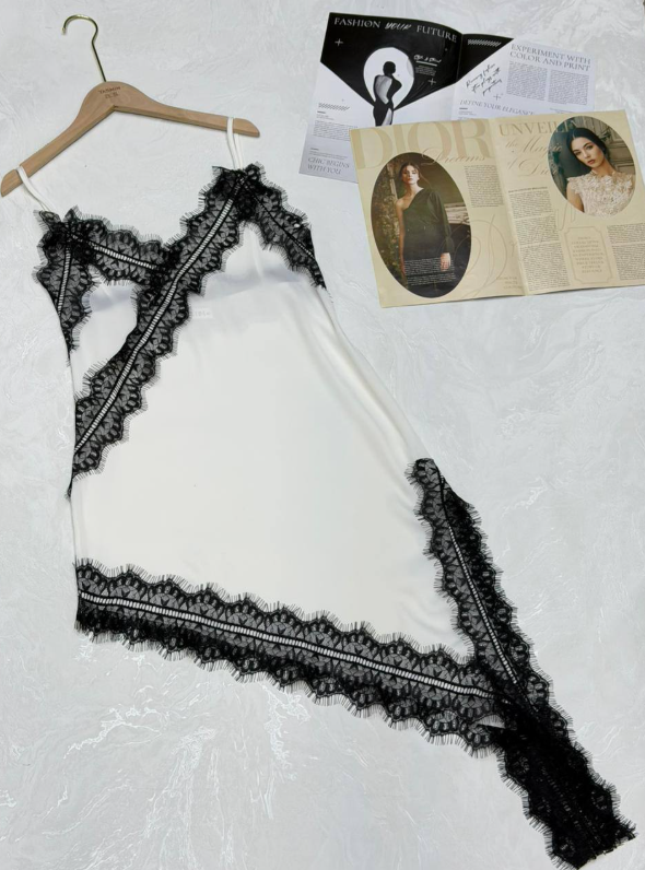 картинка Шелковый топ от магазина Одежда+