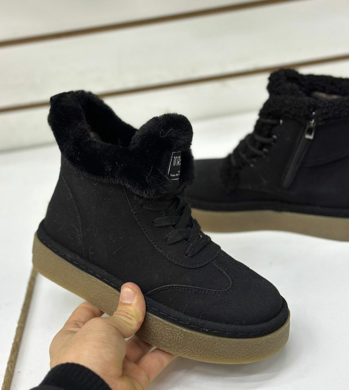 фото зимние женские кроссовки оптом с доставкой