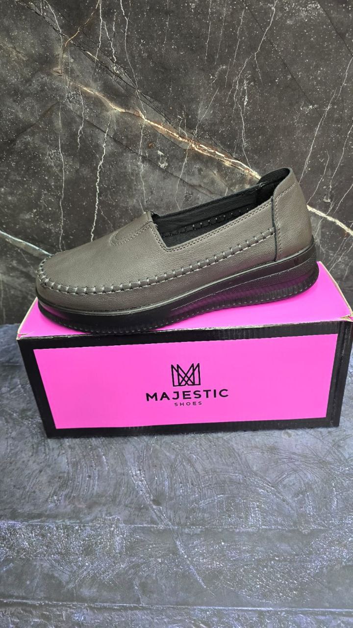 фото весенние женские кроссовки оптом