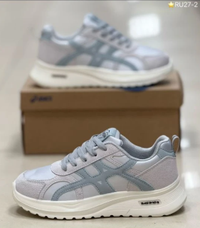 фото весенние женские кроссовки оптом