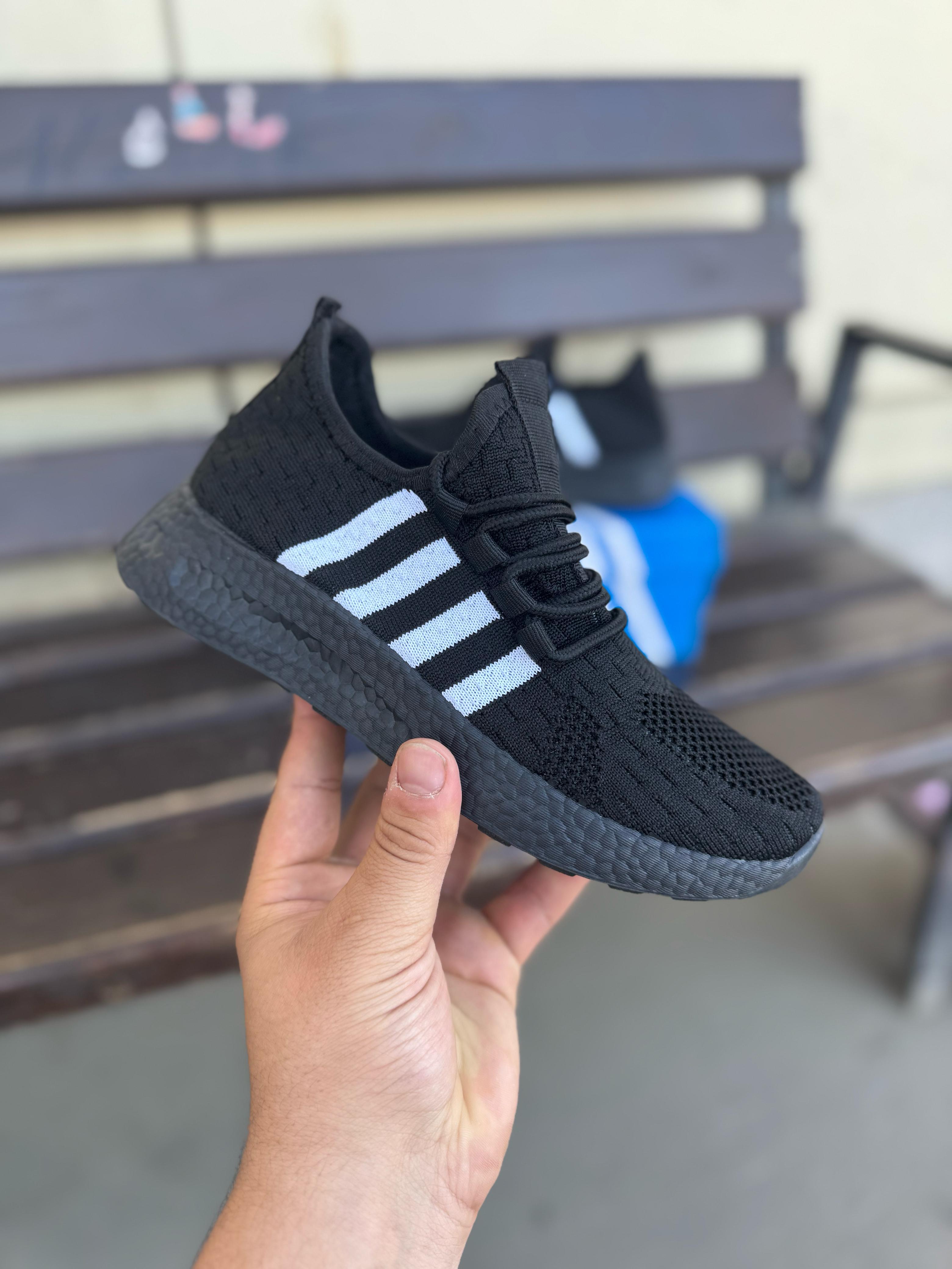 фото летние женские кроссовки оптом