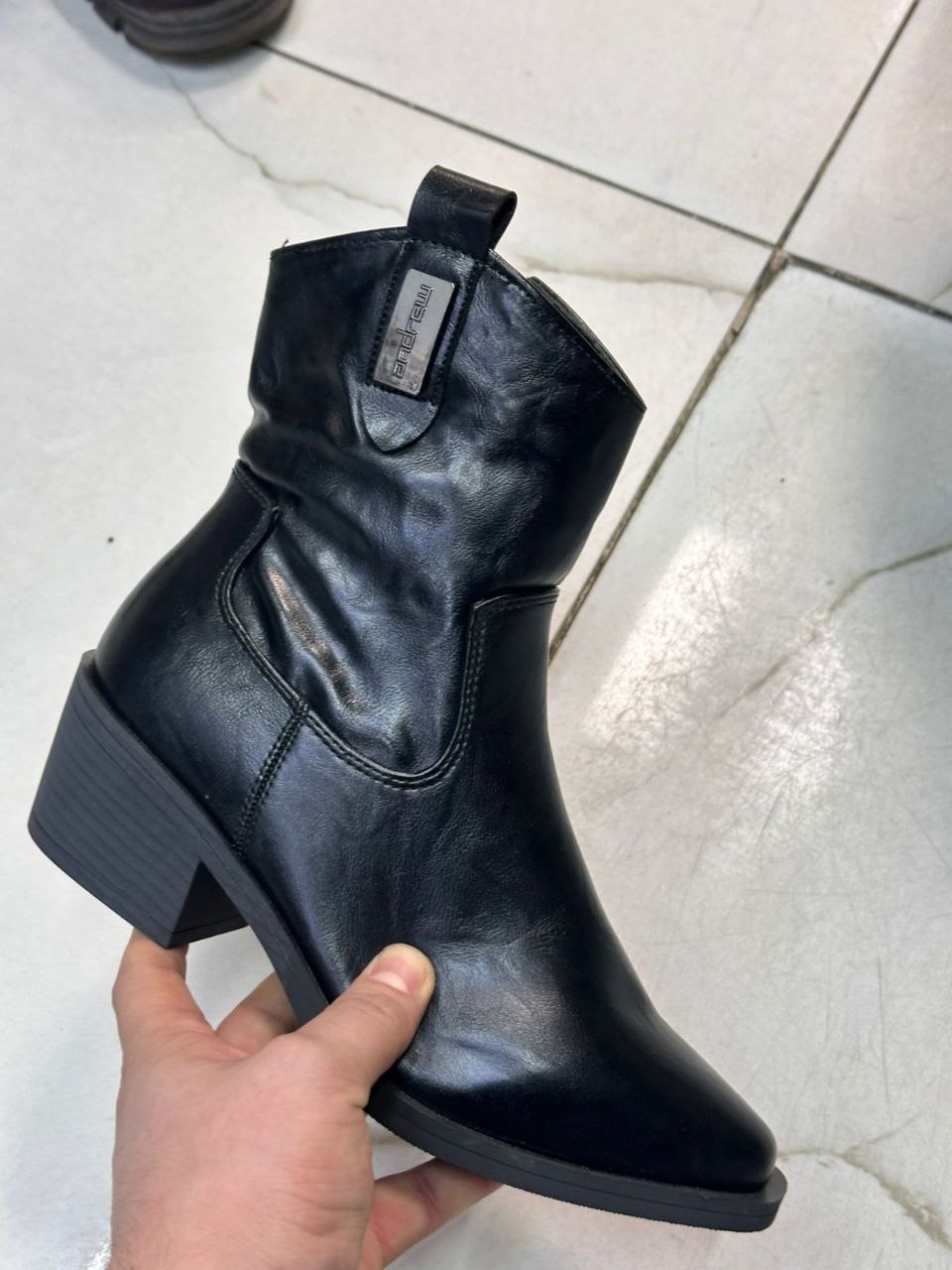 фото весенние женские ботинки оптом