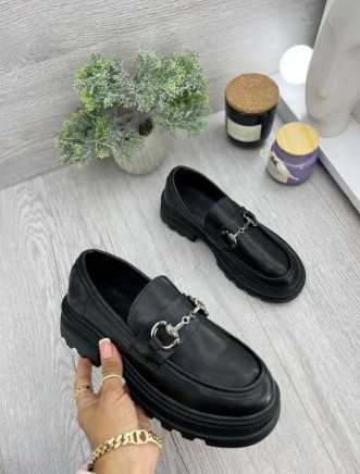 фото весенние женские лоферы оптом