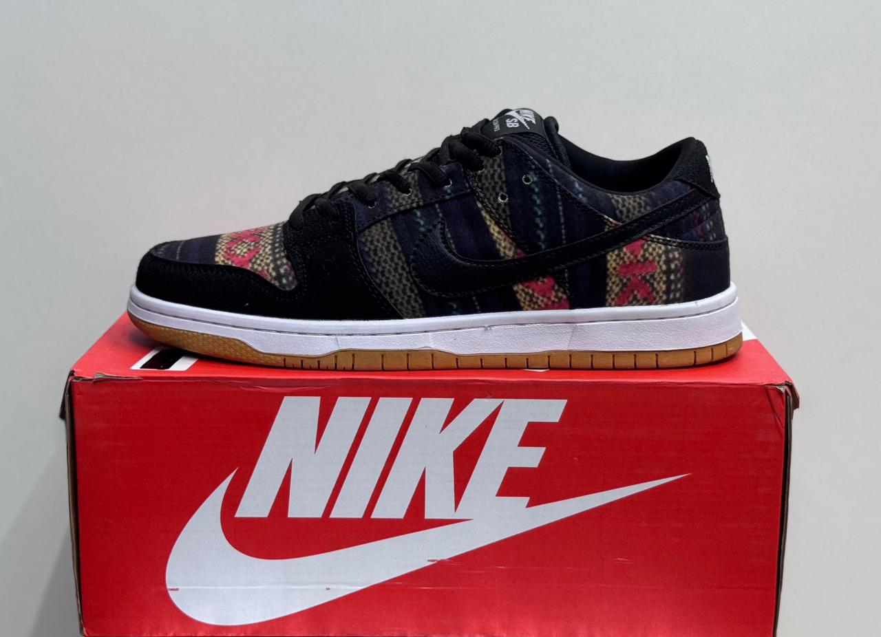 картинка Мужские кроссовки Nike SB Dunk Low 317825 от магазина Одежда+
