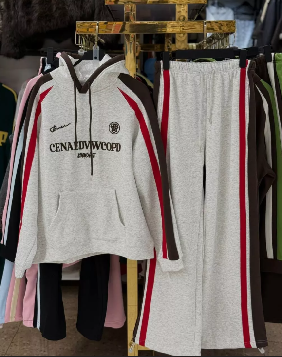 картинка Костюм двойка без выбора от магазина Одежда+