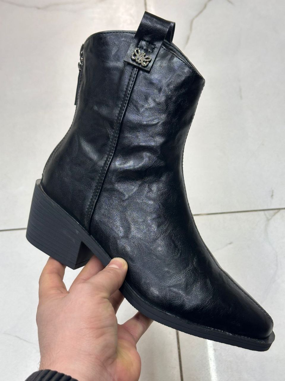 фото весенние женские ботинки оптом