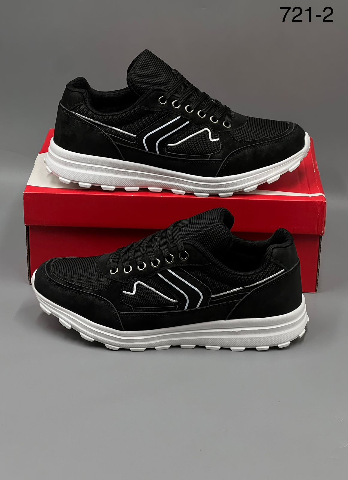 фото весенние мужские кроссовки оптом с доставкой