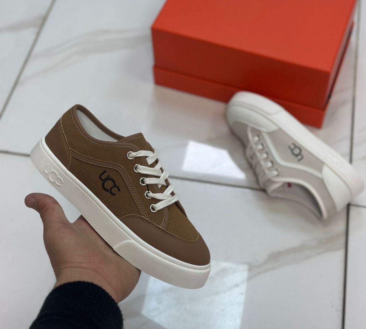 фото весенние женские кроссовки оптом