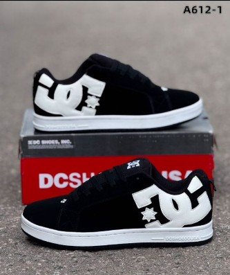 фото весенние мужские кроссовки оптом с доставкой