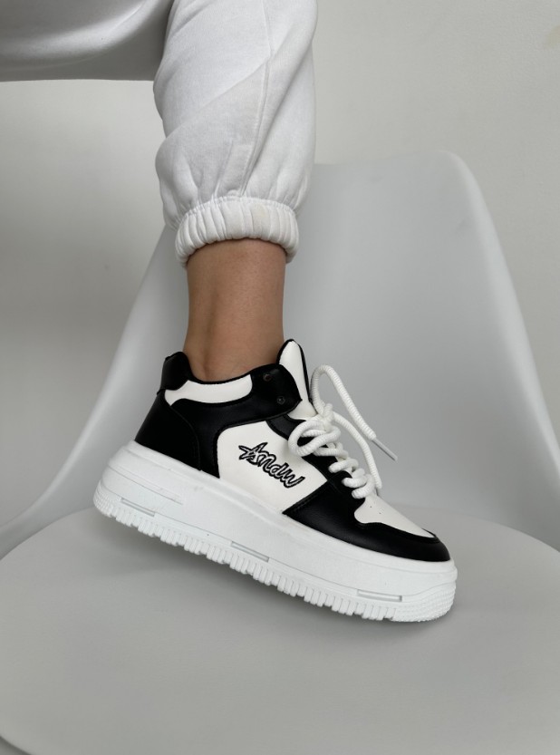 фото осенние женские кроссовки опт в России