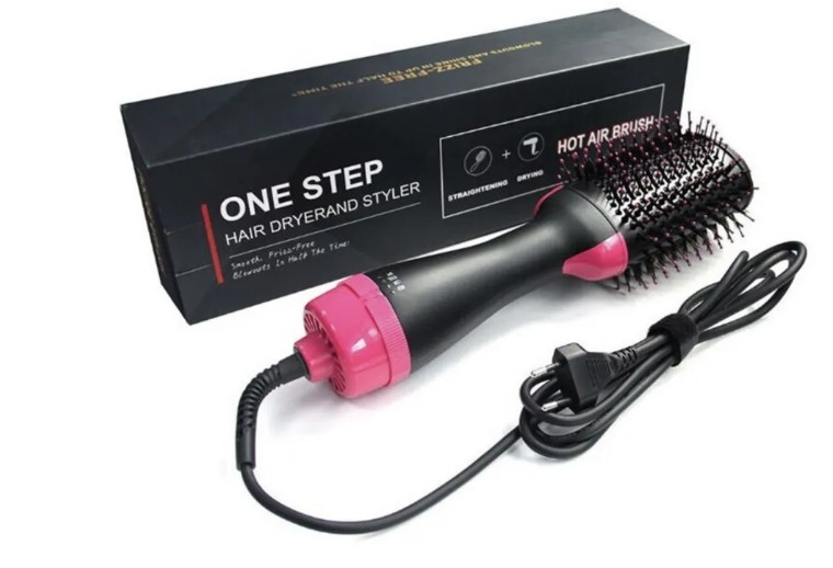 картинка Фен-расческа ONE STEP для быстрой сушки и укладки от магазина Одежда+