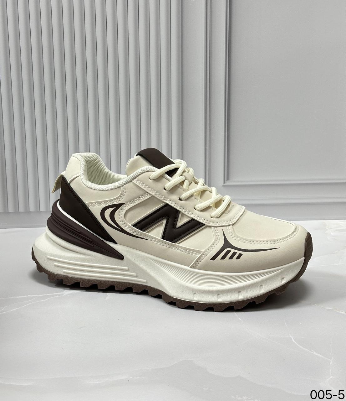 фото весенние женские кроссовки оптом