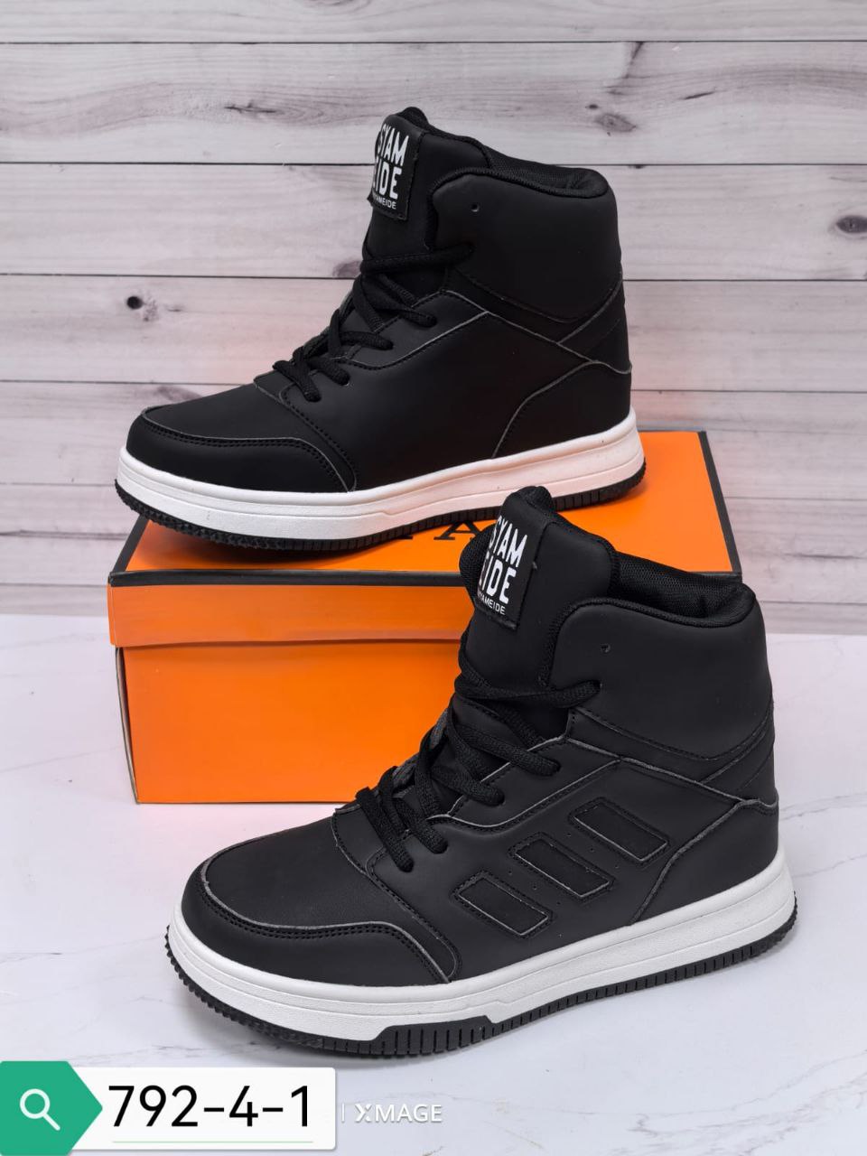 фото весенние женские кроссовки оптом