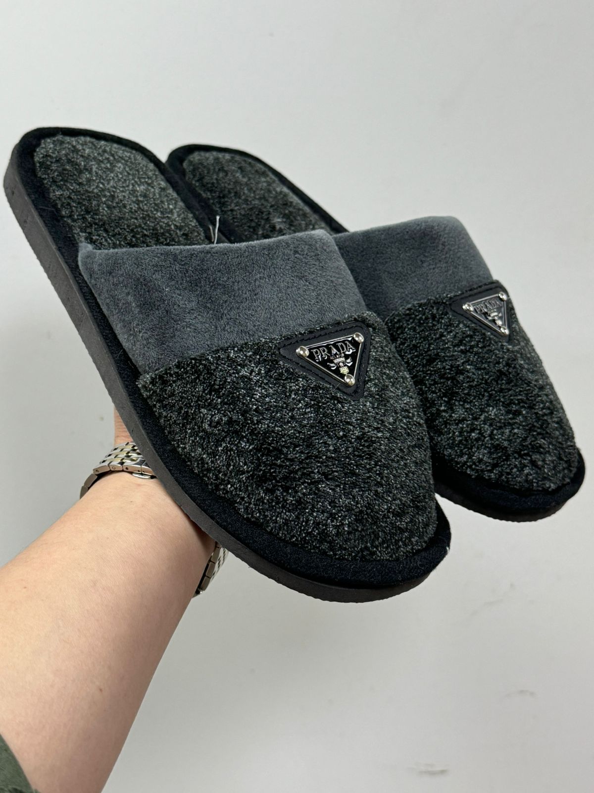 фото зимние мужские домашние тапочки оптом