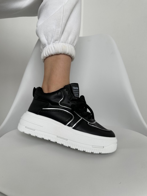 фото осенние женские кроссовки опт в России