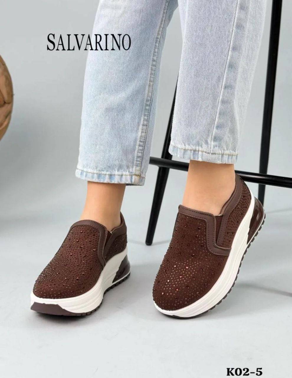 фото весенние женские кроссовки оптом