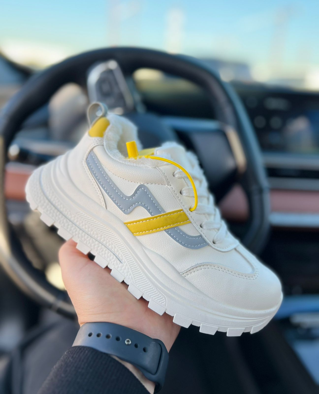 фото зимние женские кроссовки оптом с доставкой