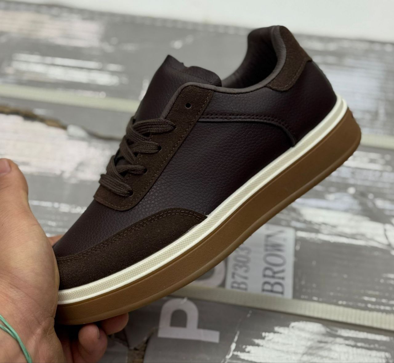 фото весенние женские кроссовки оптом