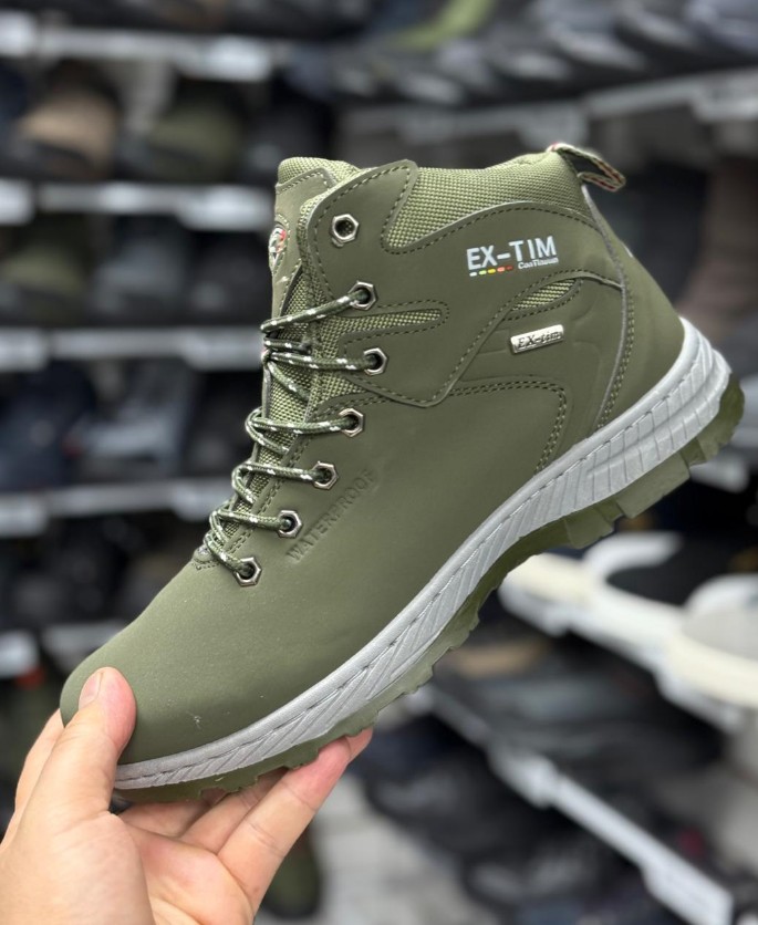 фото зимние мужские кроссовки оптом