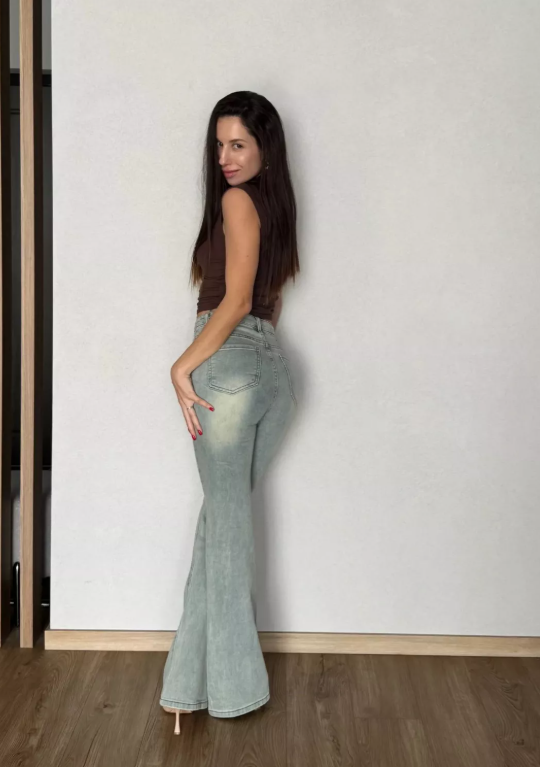 картинка Джинсы от магазина Одежда+