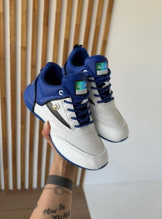 фото весенние женские кроссовки оптом