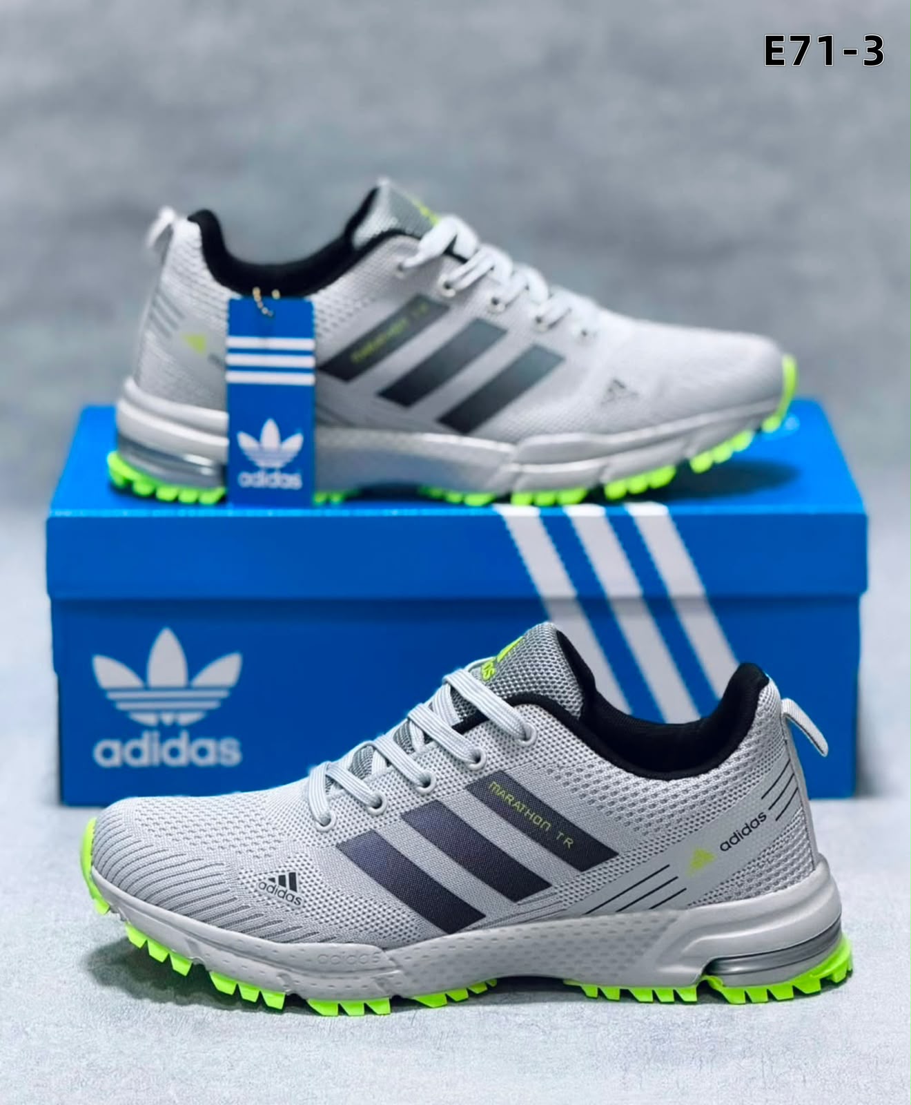 картинка Мужские белые кроссовки Adidas 653069 от магазина Одежда+