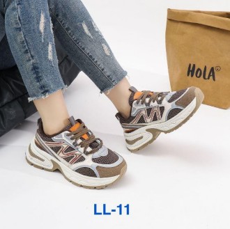 фото весенние женские кроссовки оптом