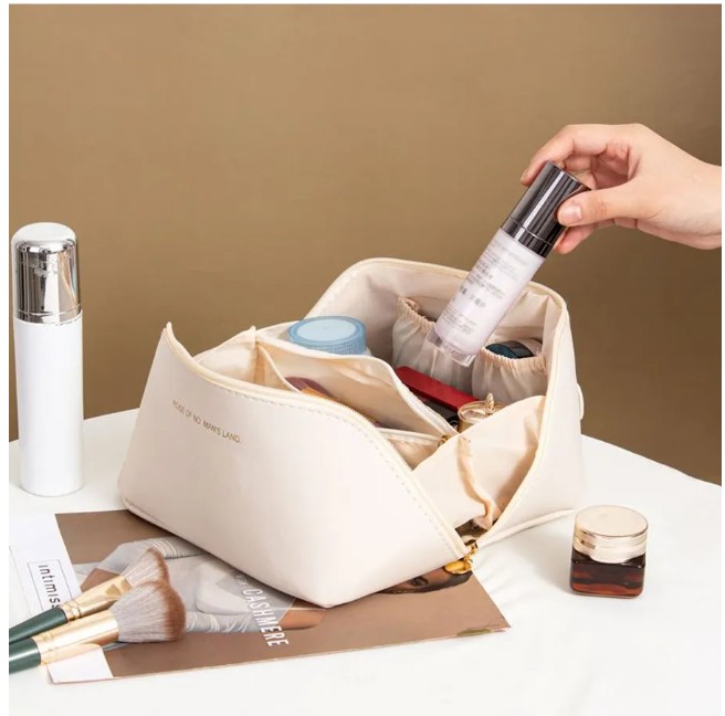 картинка Косметичка цвет  Молочно-белый от магазина Одежда+