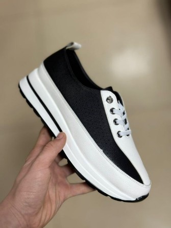 фото весенние женские кеды оптом