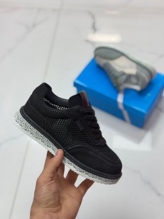 фото весенние женские кроссовки оптом