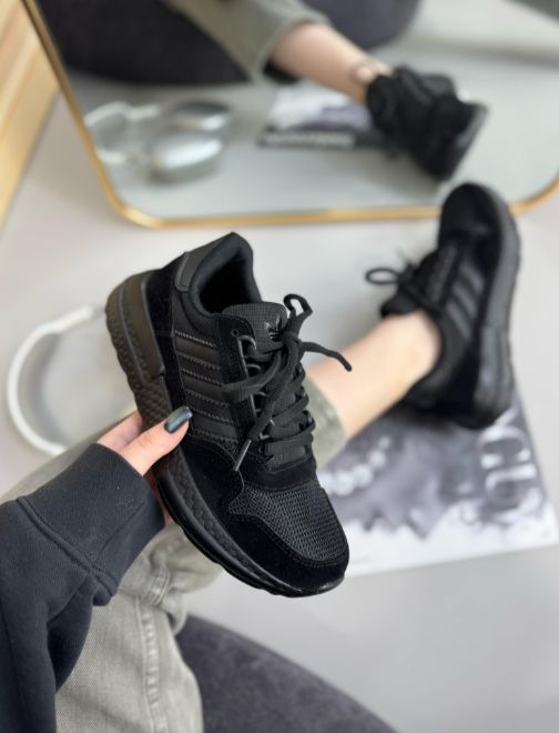 фото весенние женские кроссовки оптом