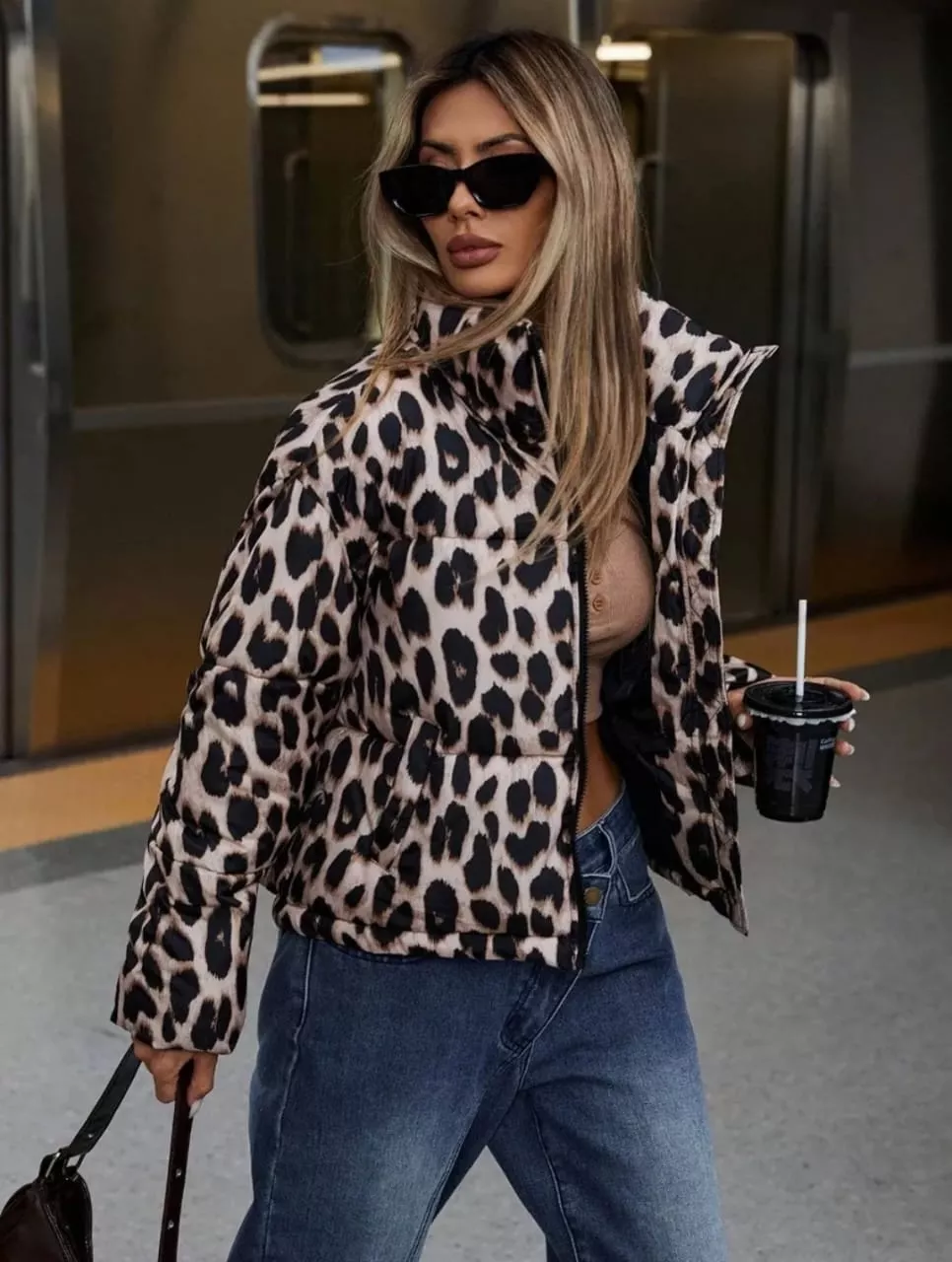 картинка Куртка от магазина Одежда+